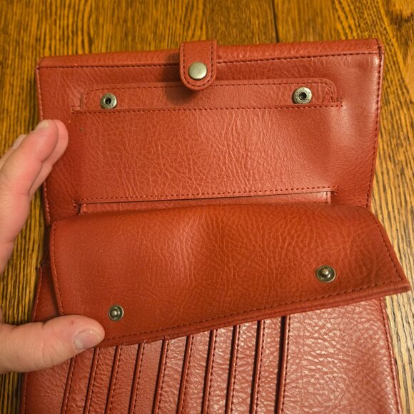 Red Matt & Nat Wallet - Picture 5 of 5